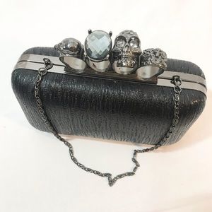 Skull Bejeweled Knuckle Box Purse Black Clutch